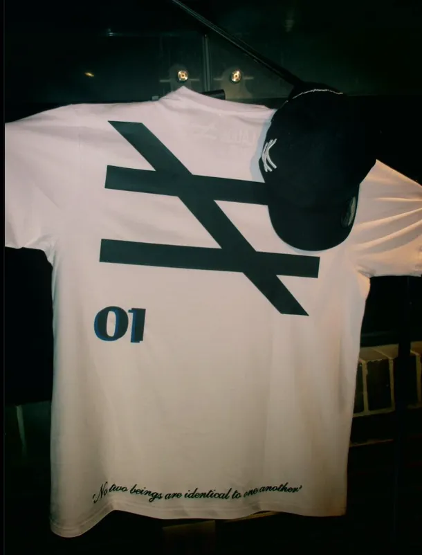 DÚO ‘The first’ Tee + Founders Cap